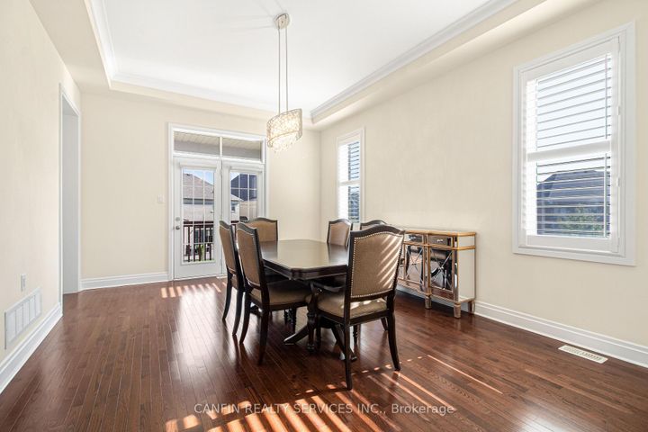 Photo 7 at 10 Calstock Place, Credit Valley, Brampton