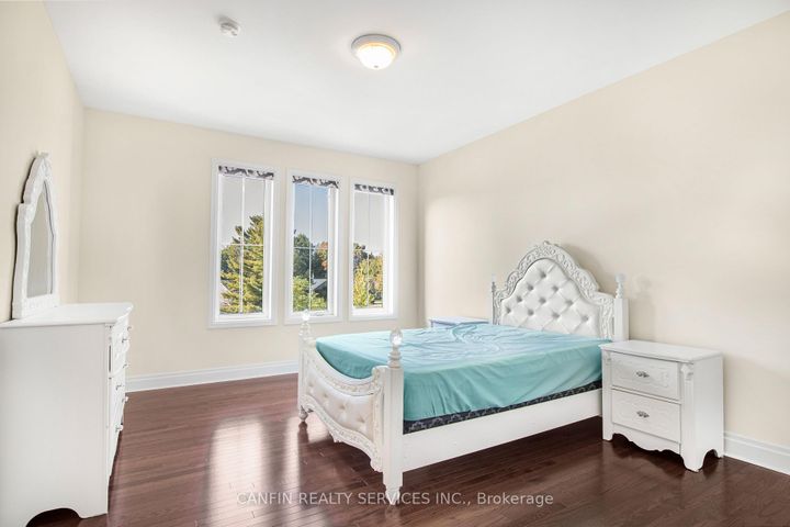 Photo 20 at 10 Calstock Place, Credit Valley, Brampton