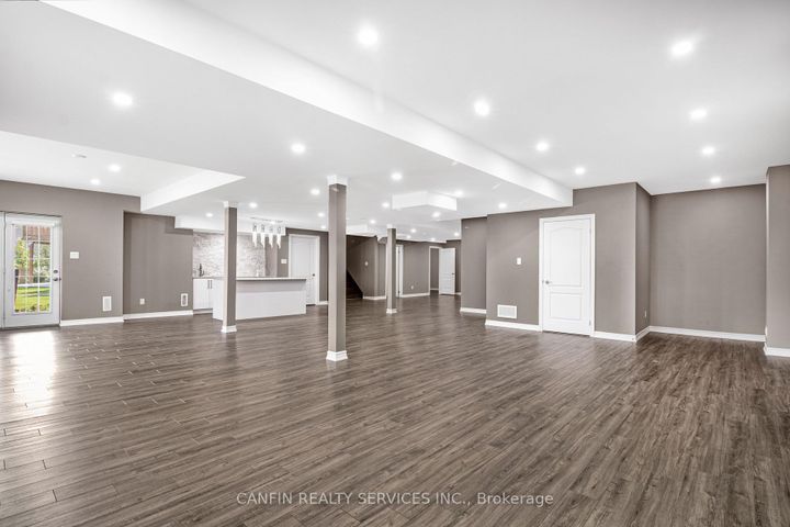 Photo 29 at 10 Calstock Place, Credit Valley, Brampton