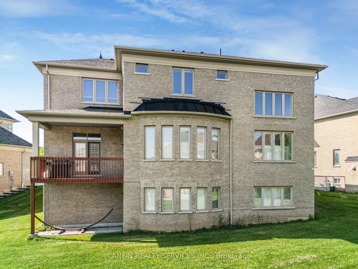 Photo 33 at 10 Calstock Place, Credit Valley, Brampton