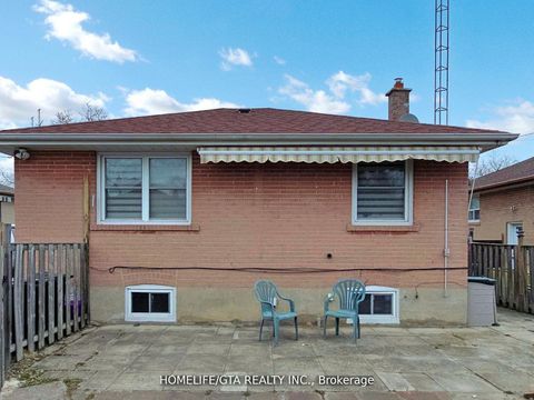 Photo 35 at 107 Milford Haven Drive, Morningside, Toronto