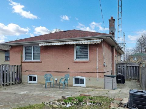 Photo 36 at 107 Milford Haven Drive, Morningside, Toronto