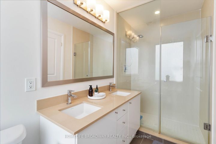 Photo 10 at 6 - 90 Little Creek Road, Hurontario, Mississauga