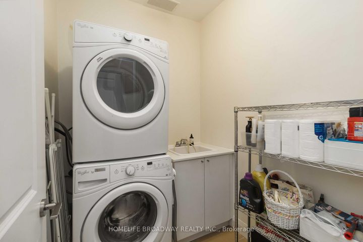 Photo 18 at 6 - 90 Little Creek Road, Hurontario, Mississauga