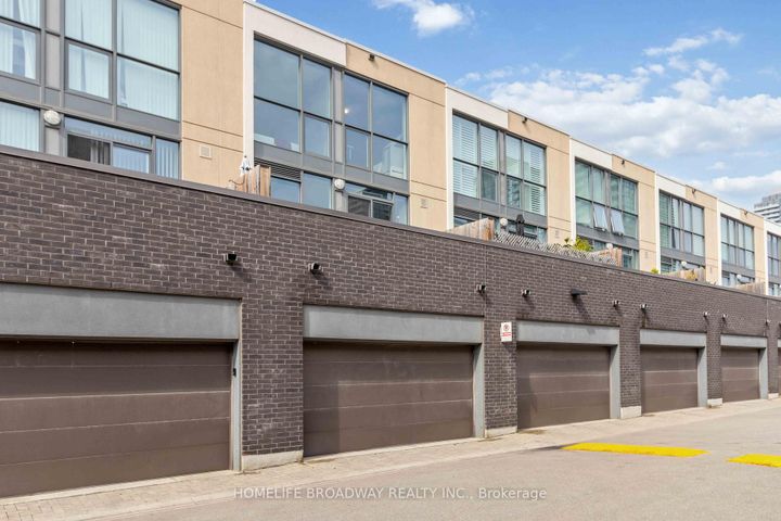 Photo 19 at 6 - 90 Little Creek Road, Hurontario, Mississauga