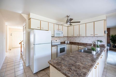 Photo 7 at 804 Mahina Street, McLaughlin, Oshawa