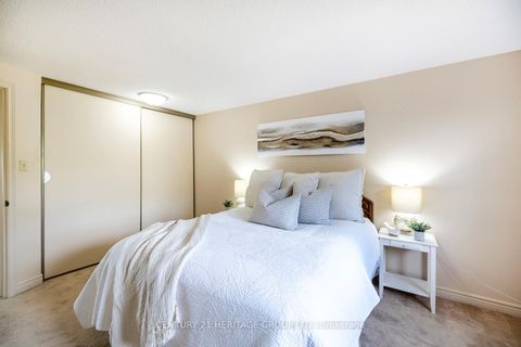 Photo 23 at 804 Mahina Street, McLaughlin, Oshawa