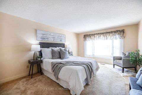 Photo 24 at 804 Mahina Street, McLaughlin, Oshawa