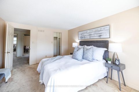 Photo 25 at 804 Mahina Street, McLaughlin, Oshawa