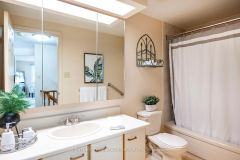 Photo 30 at 804 Mahina Street, McLaughlin, Oshawa