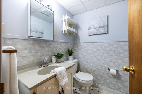 Photo 36 at 804 Mahina Street, McLaughlin, Oshawa