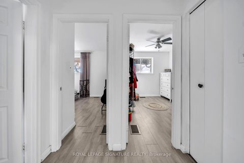 Photo 22 at 21 Huron Court, Aurora Heights, Aurora