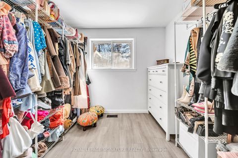 Photo 24 at 21 Huron Court, Aurora Heights, Aurora