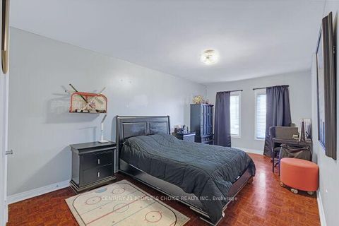 Photo 20 at 49 Humber Forest Court, Sonoma Heights, Vaughan