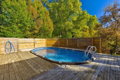 Photo 27 at 49 Humber Forest Court, Sonoma Heights, Vaughan