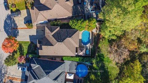 Photo 36 at 49 Humber Forest Court, Sonoma Heights, Vaughan