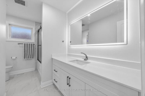 Photo 19 at 12 Pleasant View Drive, Pleasant View, Toronto