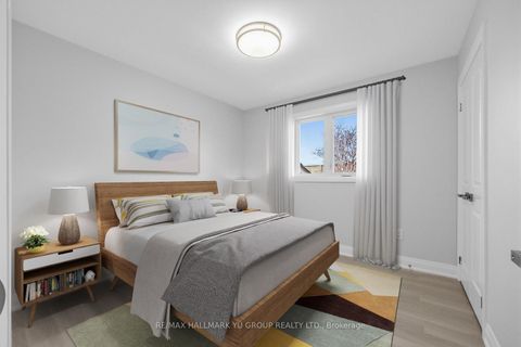 Photo 23 at 12 Pleasant View Drive, Pleasant View, Toronto