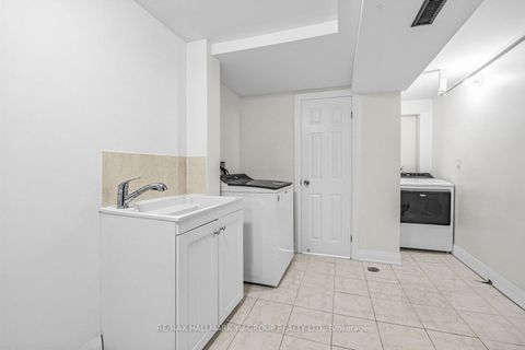 Photo 34 at 12 Pleasant View Drive, Pleasant View, Toronto