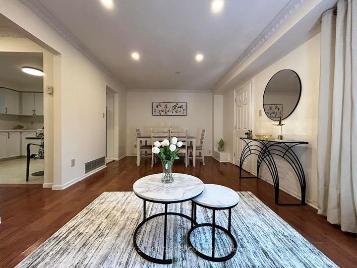 Photo 4 at 38 Gray Crescent, North Richvale, Richmond Hill