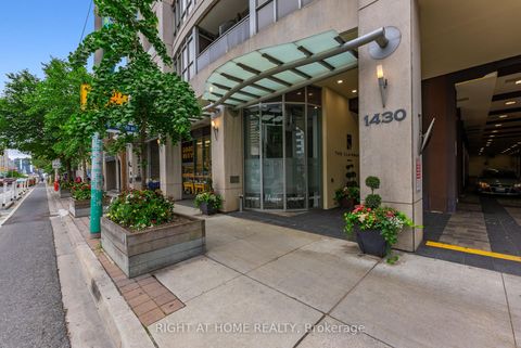 Photo 2 at 704 - 1430 Yonge Street, St. Clair, Toronto