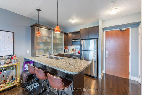 Photo 7 at 704 - 1430 Yonge Street, St. Clair, Toronto