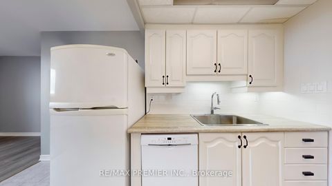 Photo 11 at 1207 - 812 Burnhamthorpe Road, Markland Wood, Toronto