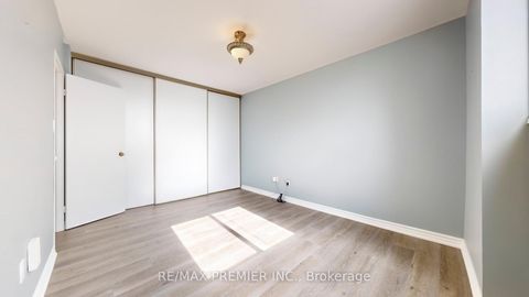 Photo 18 at 1207 - 812 Burnhamthorpe Road, Markland Wood, Toronto