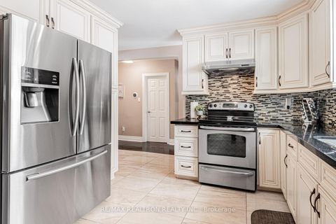 Photo 5 at 245 Elmwood Avenue, Harding, Richmond Hill