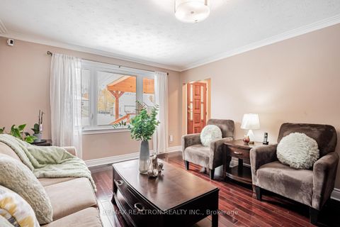 Photo 8 at 245 Elmwood Avenue, Harding, Richmond Hill