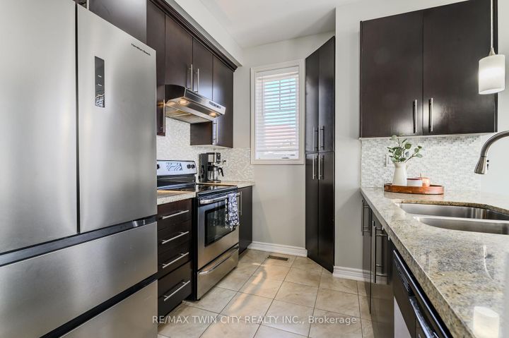 Photo 7 at 310 Fall Fair Way, Binbrook, Hamilton