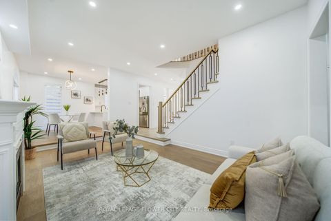 Photo 13 at 57 St Nicholas Crescent, Vellore Village, Vaughan