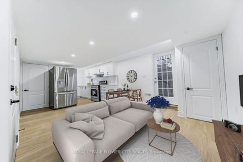 Photo 43 at 57 St Nicholas Crescent, Vellore Village, Vaughan