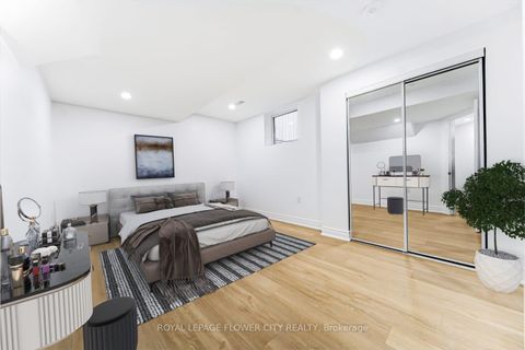 Photo 44 at 57 St Nicholas Crescent, Vellore Village, Vaughan