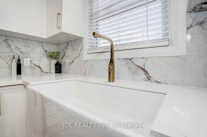 Photo 25 at 15 Crossburn Drive, Don Mills, Toronto