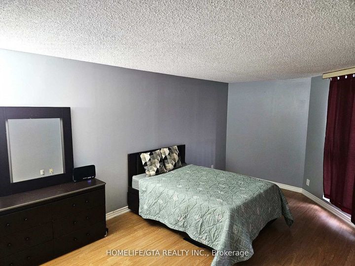 Photo 8 at 1409 - 41 Markbrook Lane, Jamestown, Toronto