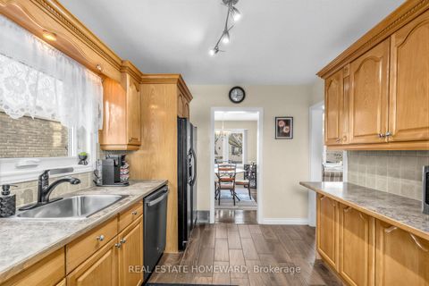 Photo 11 at 15 Medonte Avenue, Birchmount, Toronto
