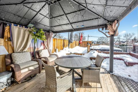 Photo 37 at 15 Medonte Avenue, Birchmount, Toronto