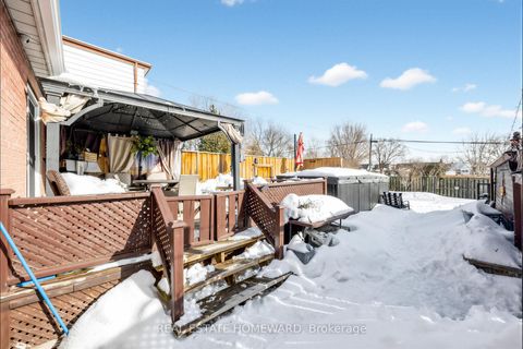 Photo 41 at 15 Medonte Avenue, Birchmount, Toronto