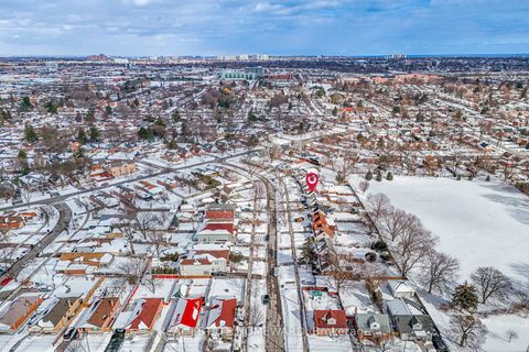 Photo 48 at 15 Medonte Avenue, Birchmount, Toronto