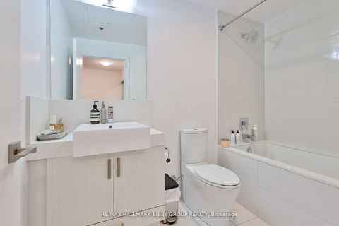 Photo 14 at 710 - 15 Beverley Street, Chinatown, Toronto