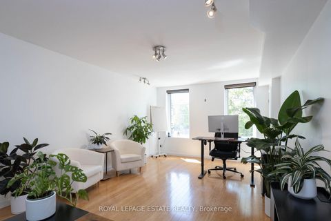 Photo 1 at 432 Queen Street E, Regent Park, Toronto