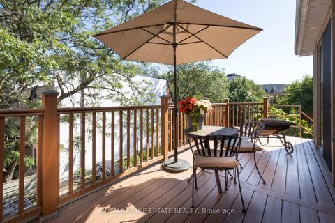 Photo 3 at 432 Queen Street E, Regent Park, Toronto