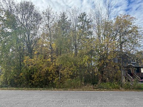 Photo 0 at 938 Ferrier Avenue, Lefroy, Innisfil