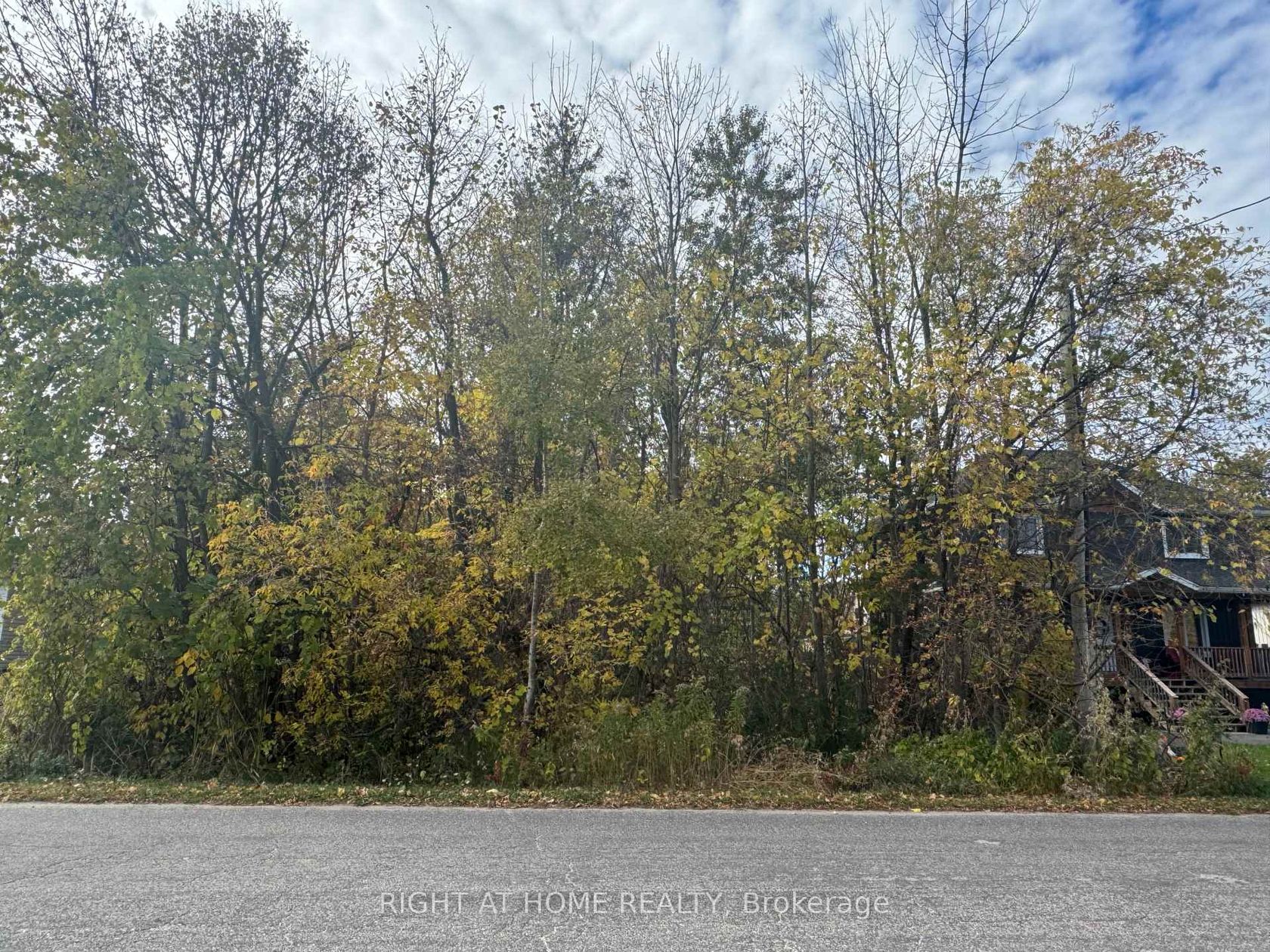 938 Ferrier Avenue, Lefroy, Innisfil photo 0