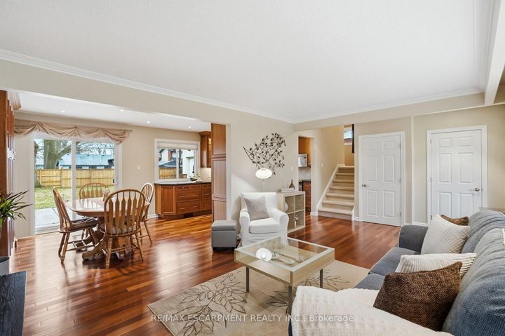 Photo 12 at 5210 Mulberry Drive, Appleby, Burlington