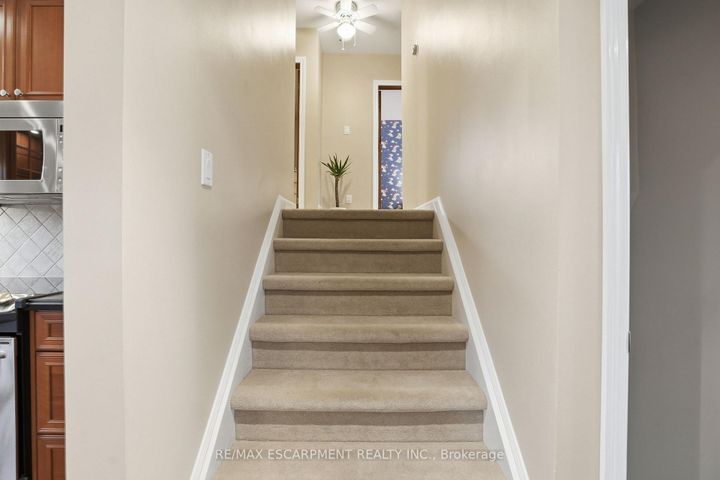 Photo 19 at 5210 Mulberry Drive, Appleby, Burlington