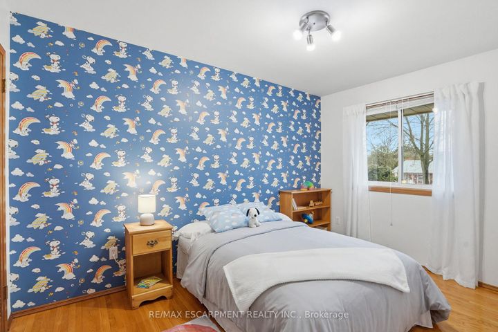 Photo 29 at 5210 Mulberry Drive, Appleby, Burlington