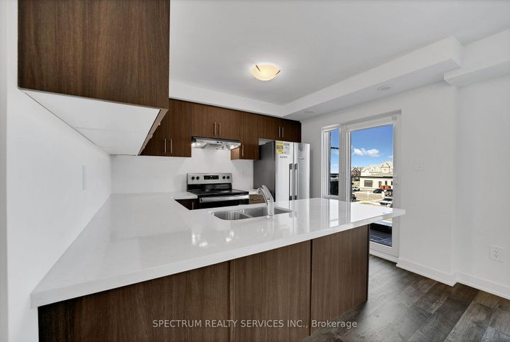 Photo 15 at 15 - 25 Romilly Avenue, Northwest Brampton, Brampton