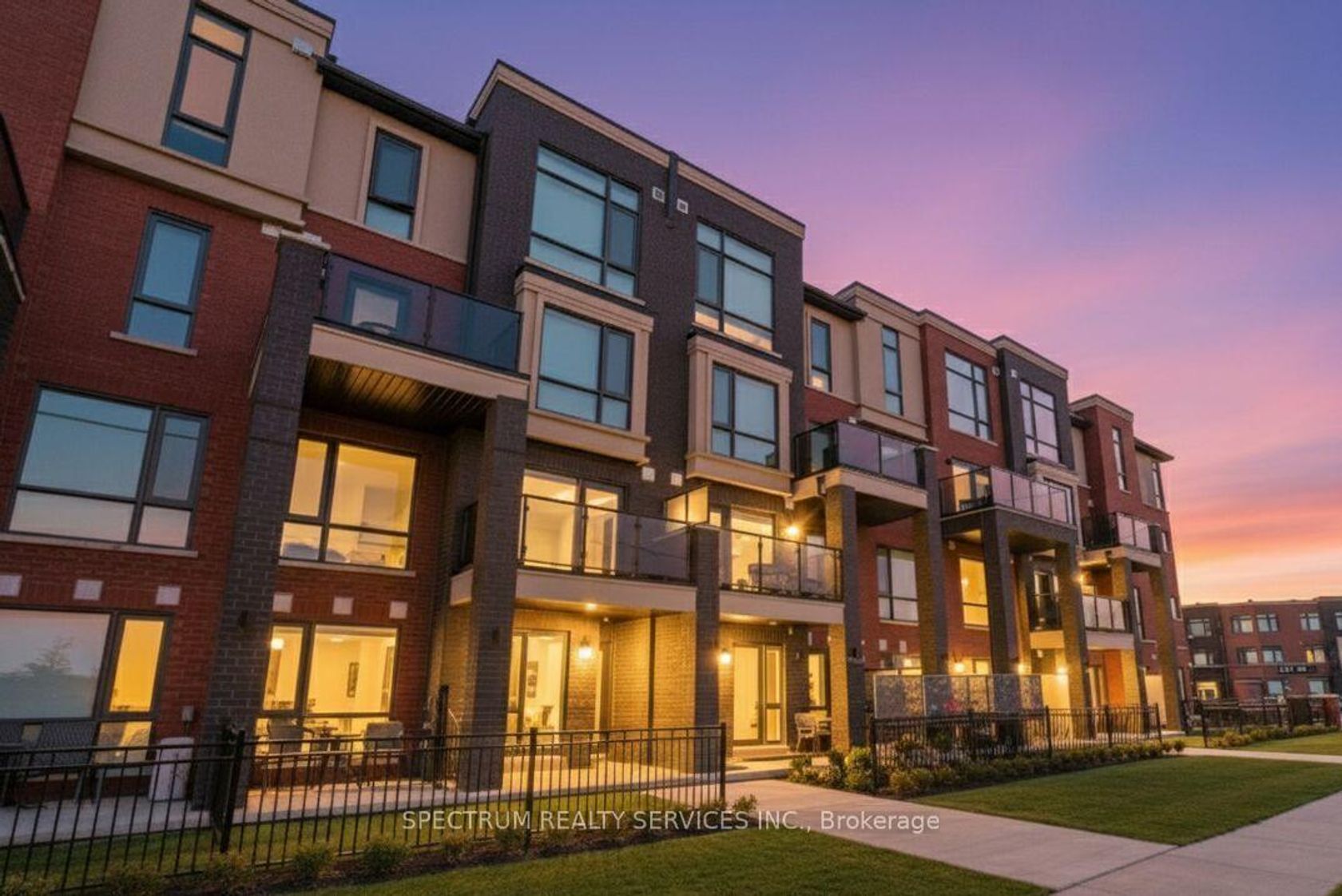 19 - 15 Romilly Avenue, Northwest Brampton, Brampton 2